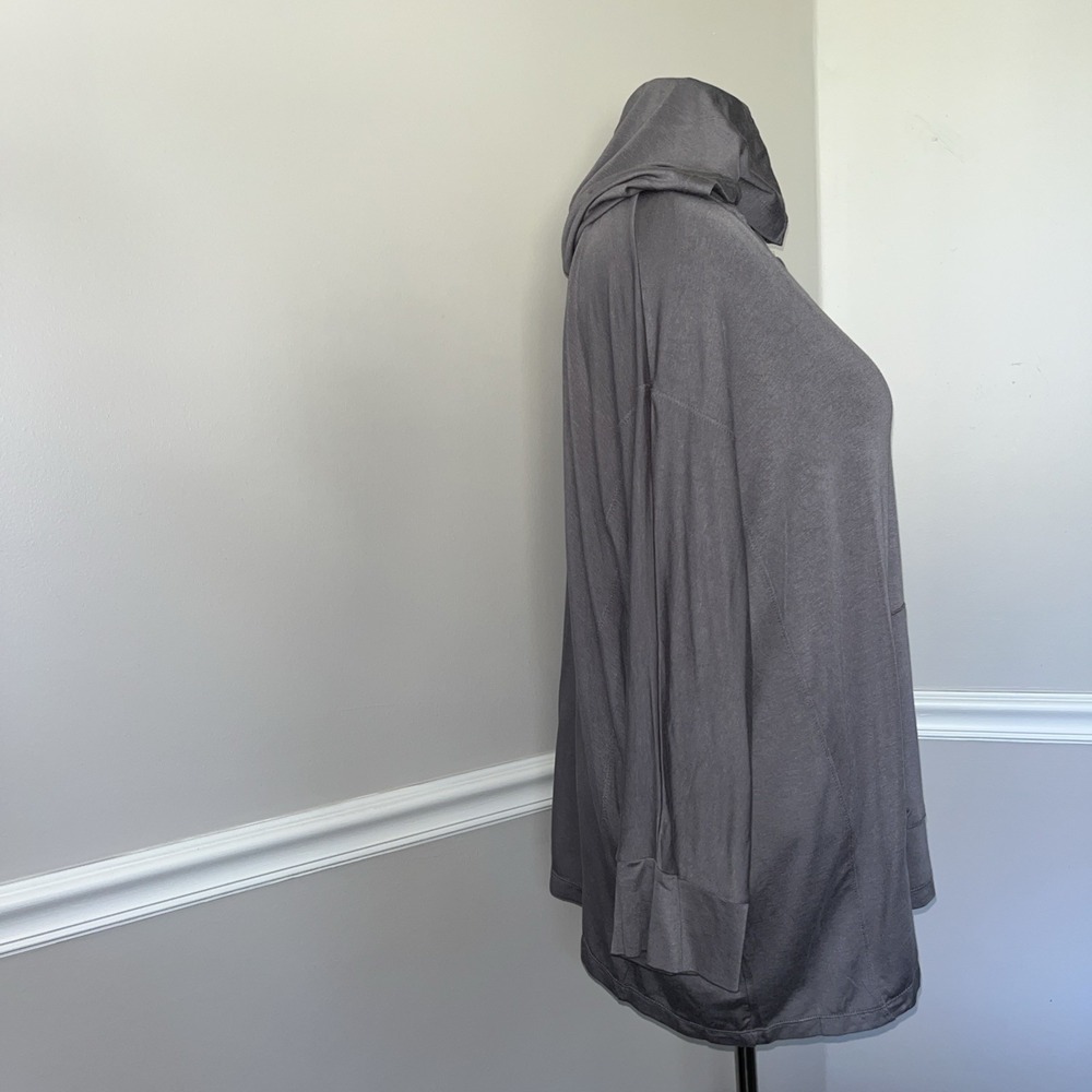 Koolaburra by UGG Women's Size 1X Gray French Terry Hoodie Poncho Pullover Top‎ - Picture 5 of 13